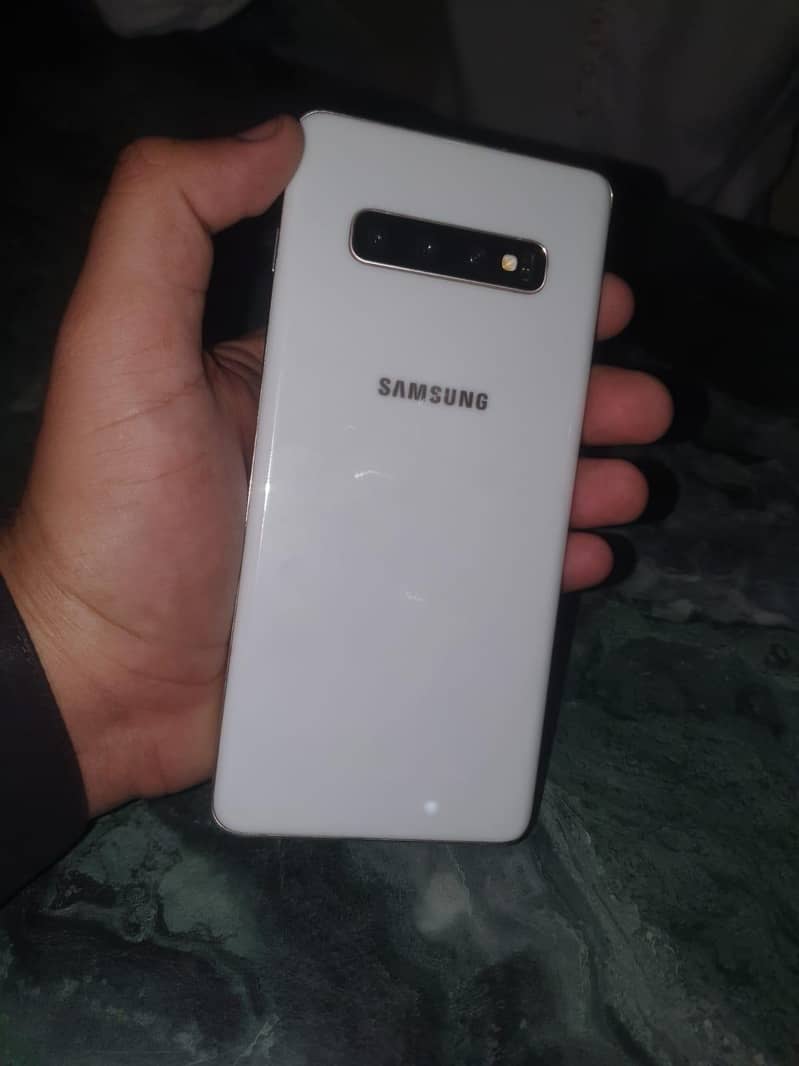 Samsung S10 Plus 0
