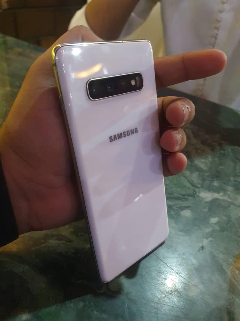 Samsung S10 Plus 2