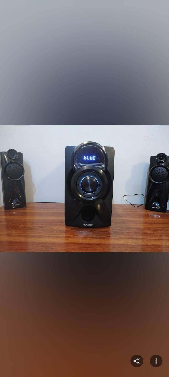 mega 100 1