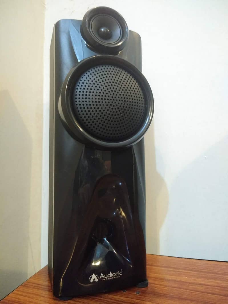 mega 100 3