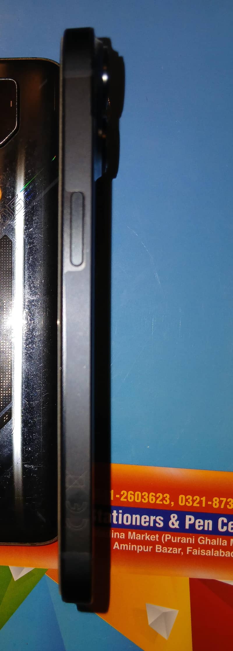 Apple iPhone 14 4
