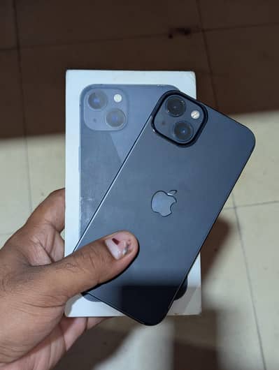 Apple iPhone 13