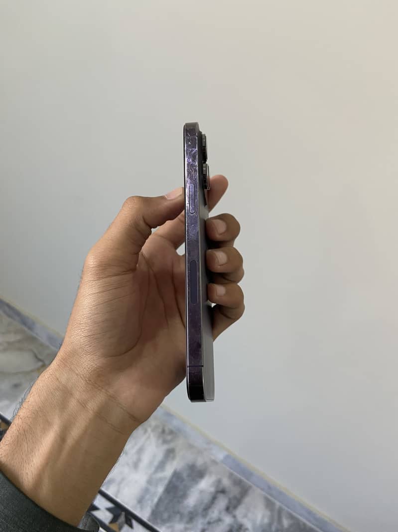 iPhone 14 Pro Max 5