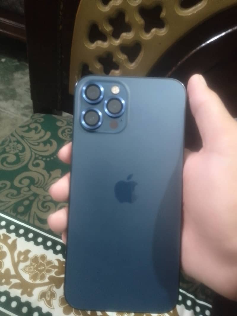 Apple iPhone 12 Pro Max 2