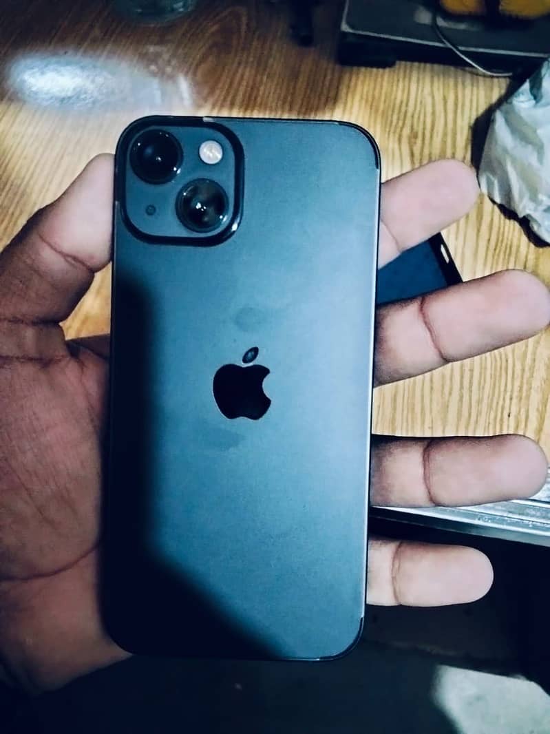 Apple iPhone 13 2