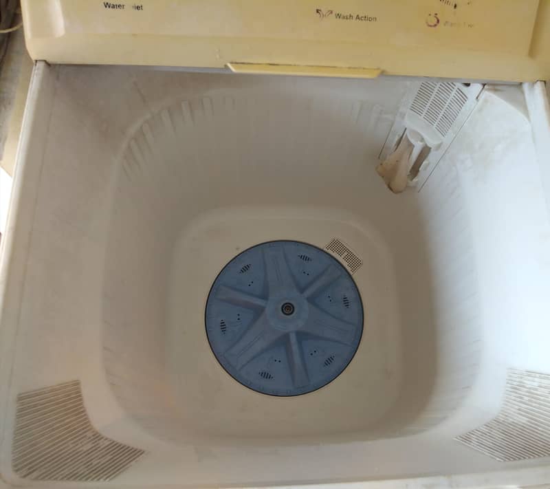 Dawlance washing machine 3