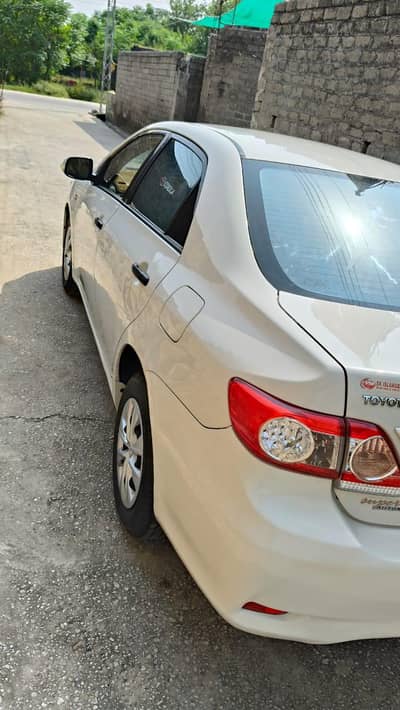 Toyota Corolla GLI 2011