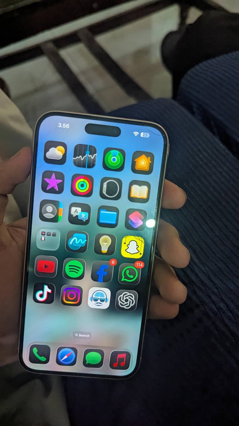 Apple iPhone 15 plus 5