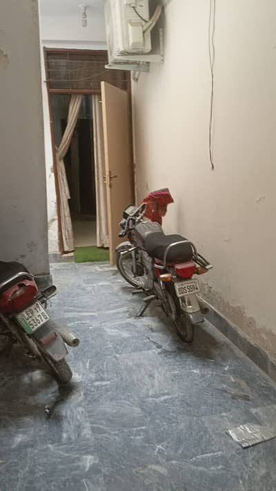 2 Rooms 2nd floor including Gas bill near awan Town Station