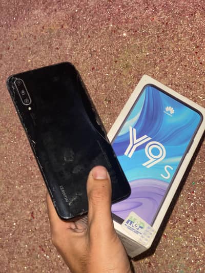 Huawei Y9s with box