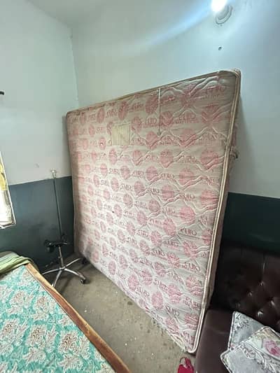 euro ka spring Wala matresss for sale