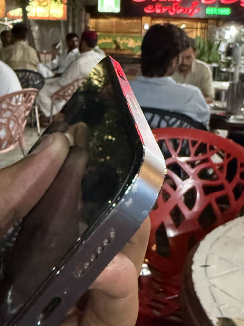 Apple iPhone 13 Pro Max 6