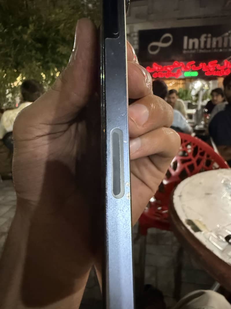 Apple iPhone 13 Pro Max 7