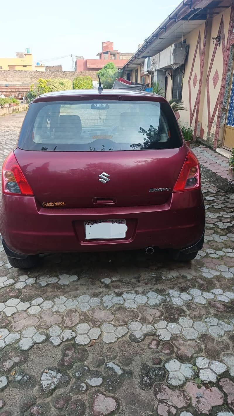 Suzuki Swift 2011 1