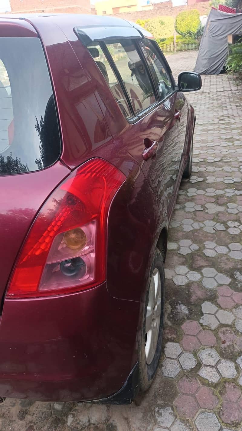 Suzuki Swift 2011 3