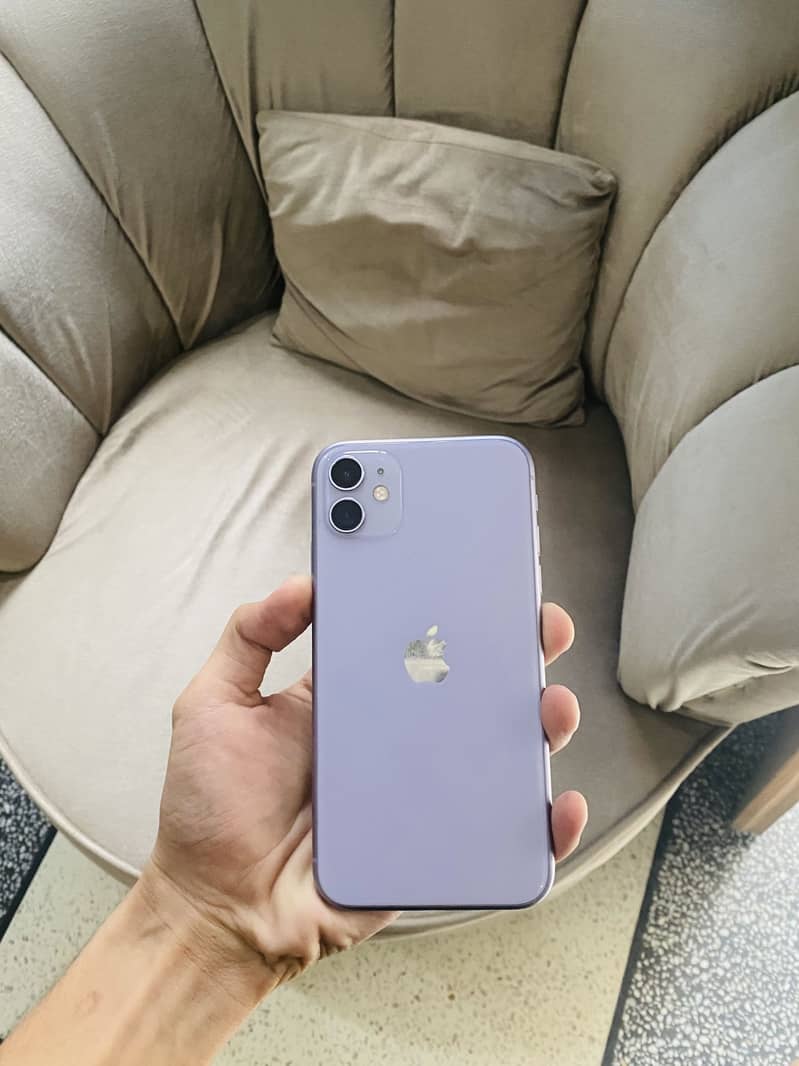 Apple iPhone 11 0