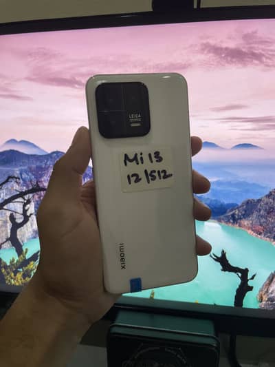 Xiaomi Mi 13 12/512 Dual sim pta 10/10 condition snapdragon 8 gen 2
