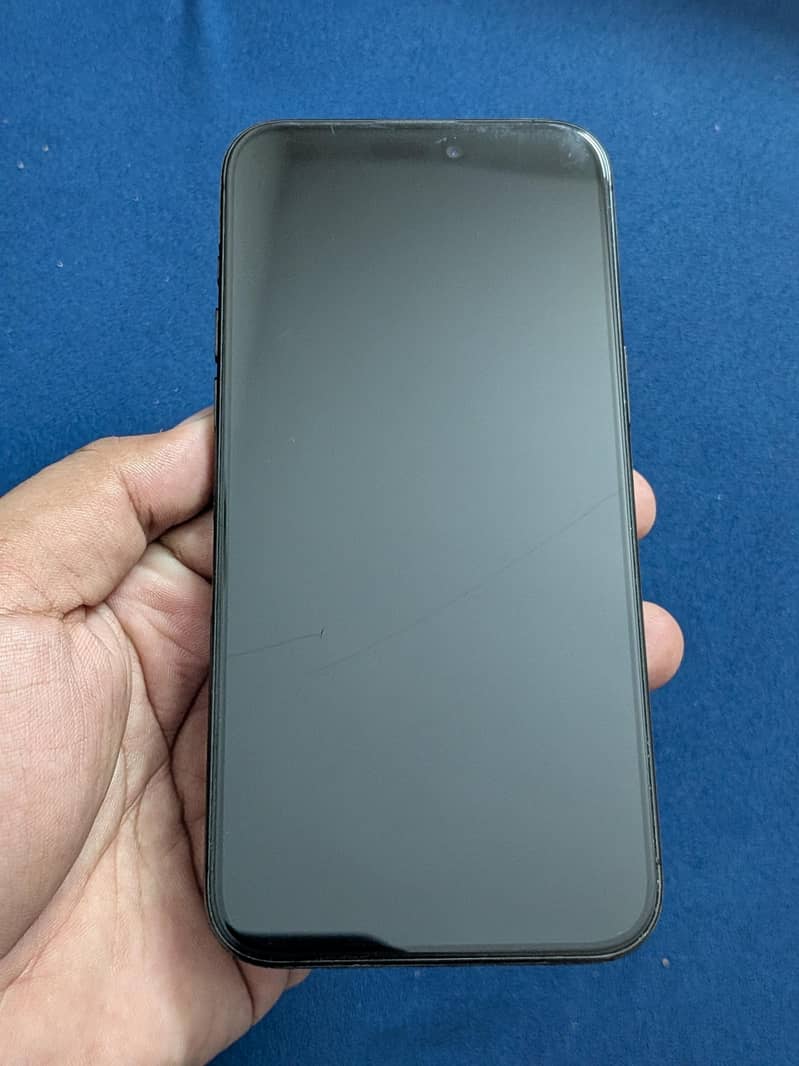Apple iPhone 15 Pro Max 3