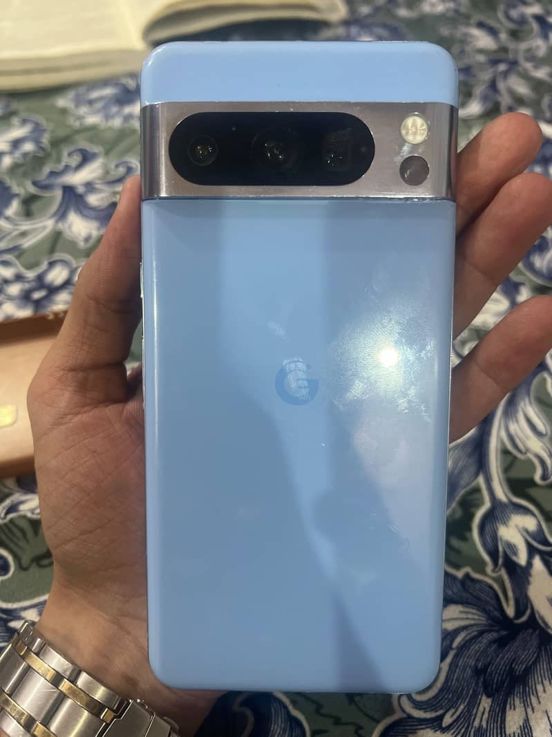Google Pixel 8 Pro 1