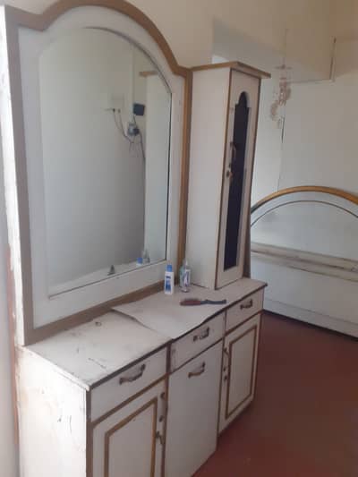 King size bed with dressing table