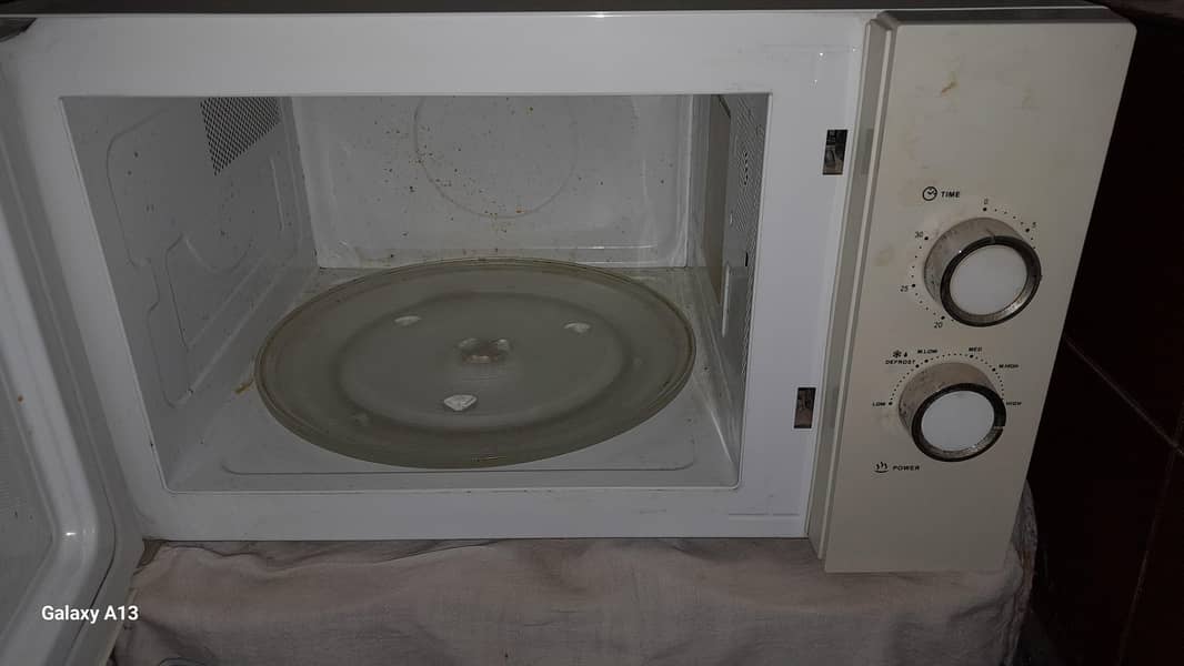 HAIER MICROWAVE 2