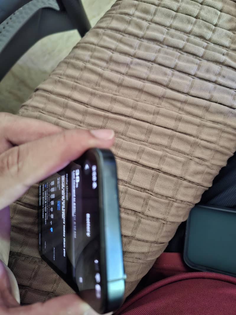 Apple iPhone 15 Pro 5