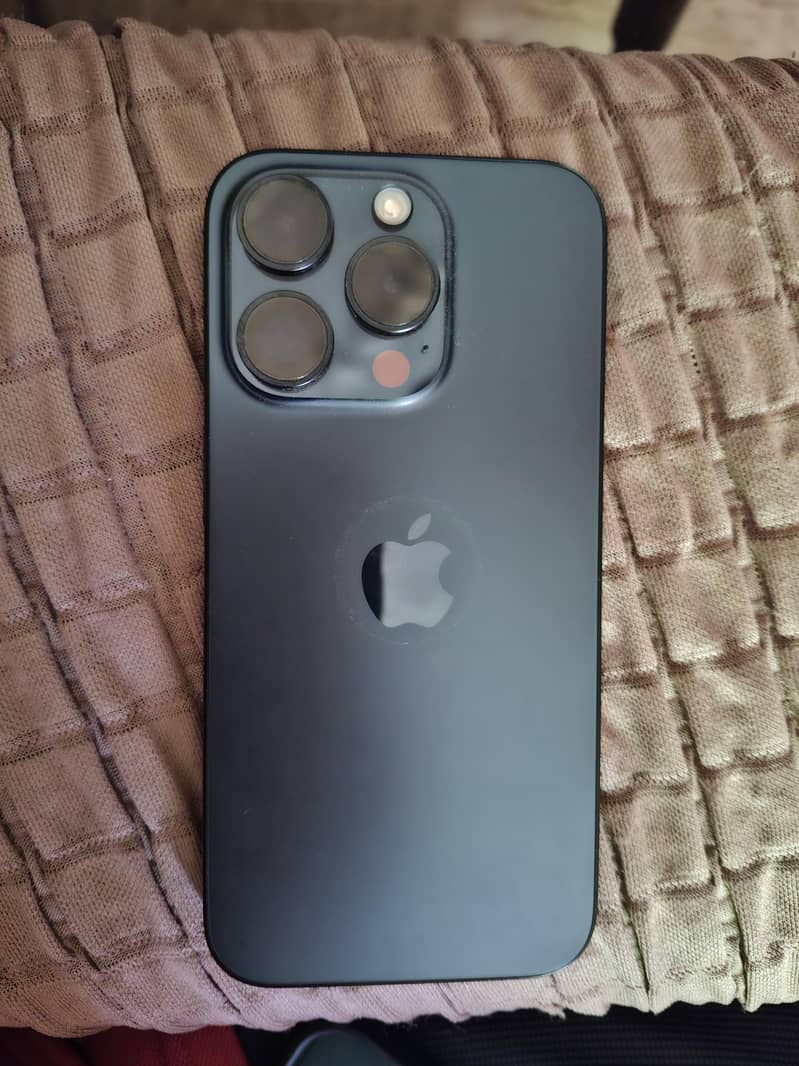 Apple iPhone 15 Pro 9