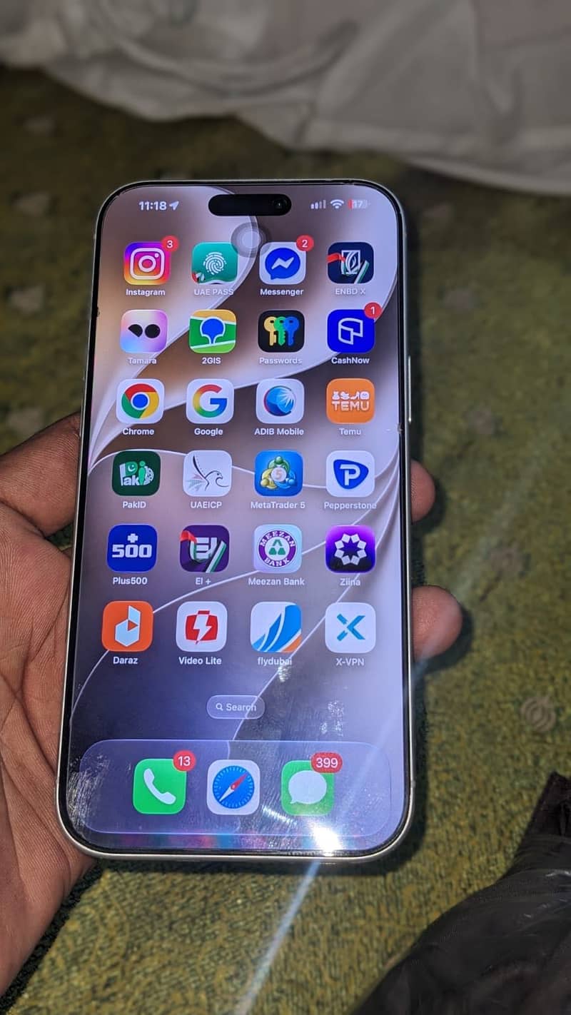 Apple iPhone 17 Pro Max 4