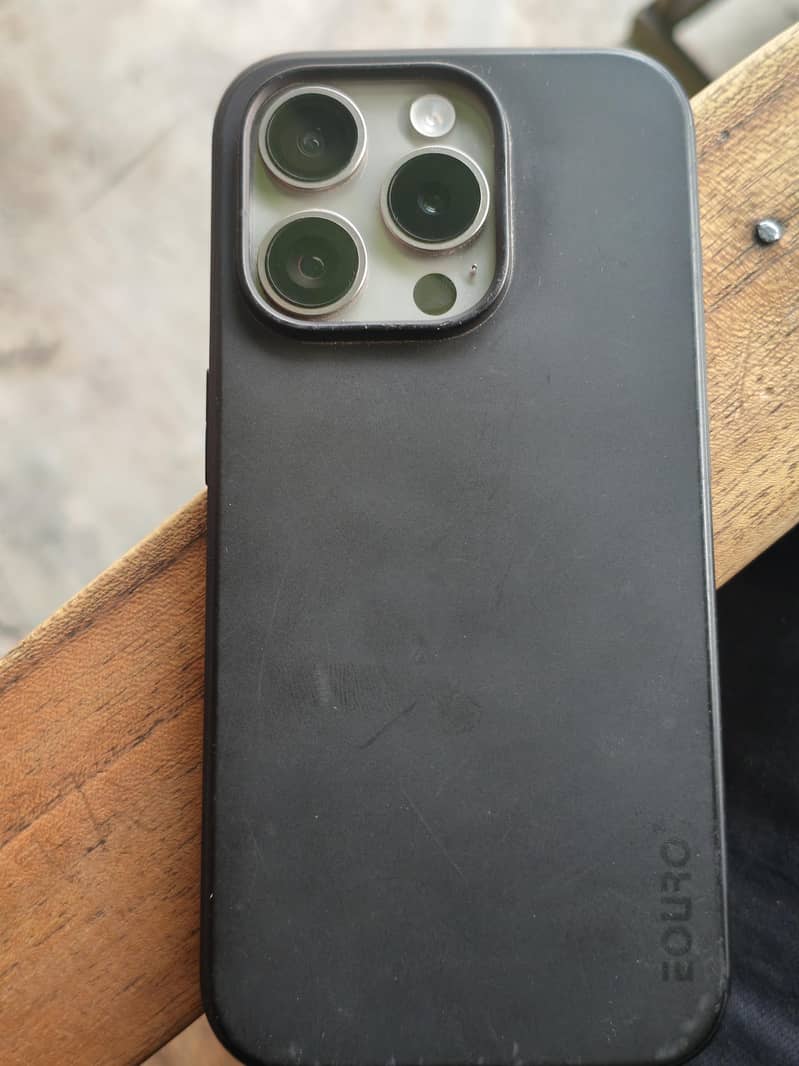 Apple iPhone 15 Pro 1