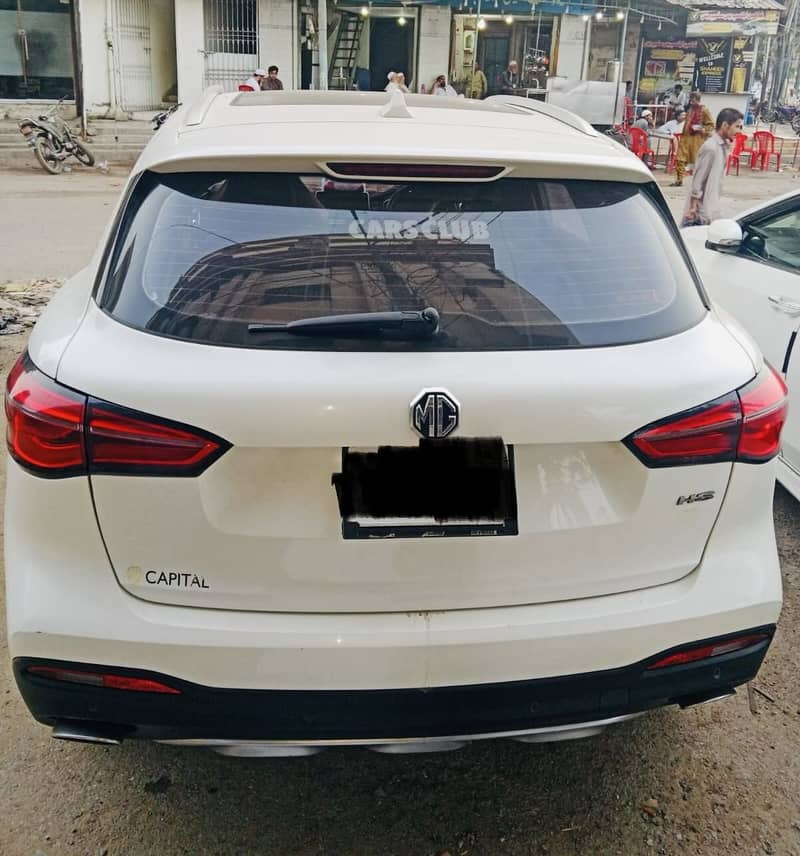 MG HS 2022 2