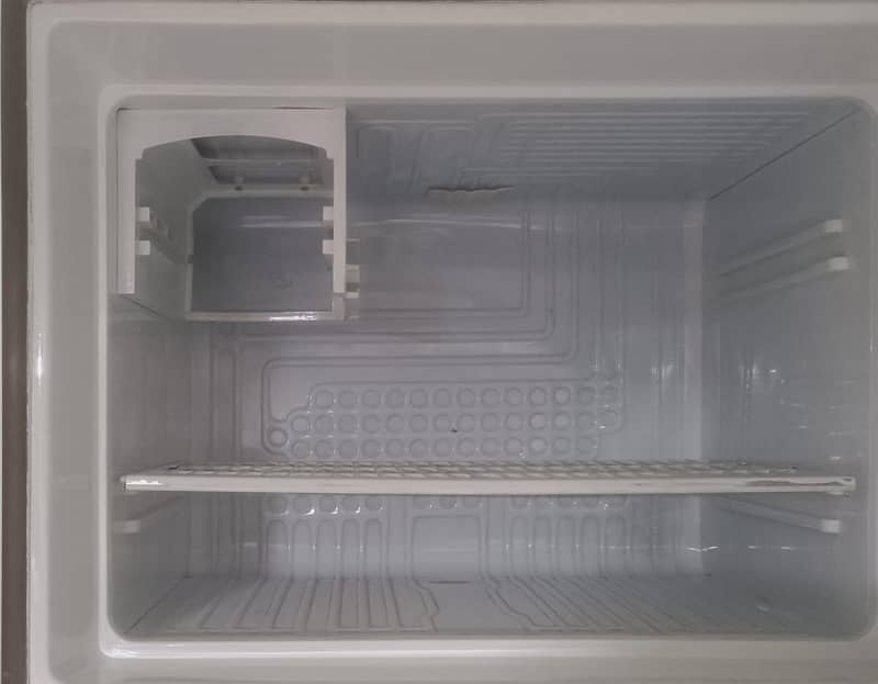 Waves Refrigerator 3