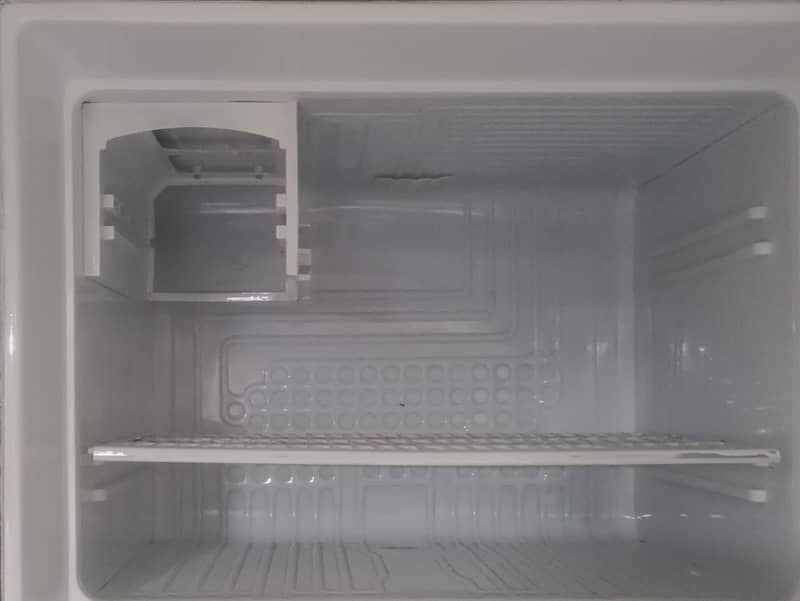 Waves Refrigerator 7