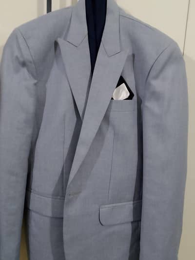 3 piece Suit for Men | Tie available | Very good condition | 3000