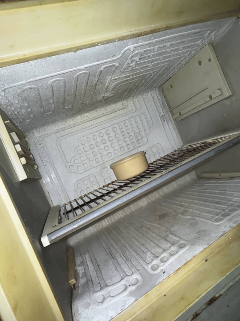 Dawlance Refrigerator 1