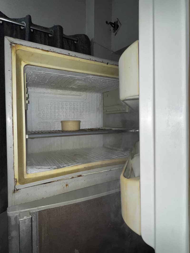 Dawlance Refrigerator 4
