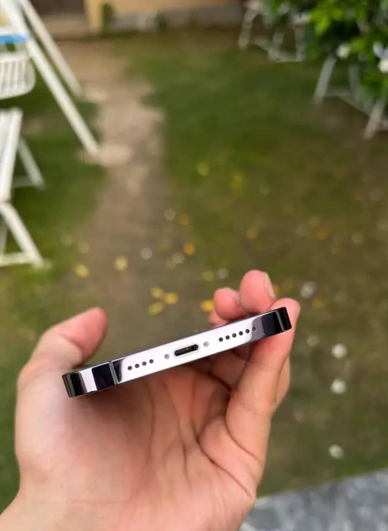 iPhone 14 Pro Max jv 2