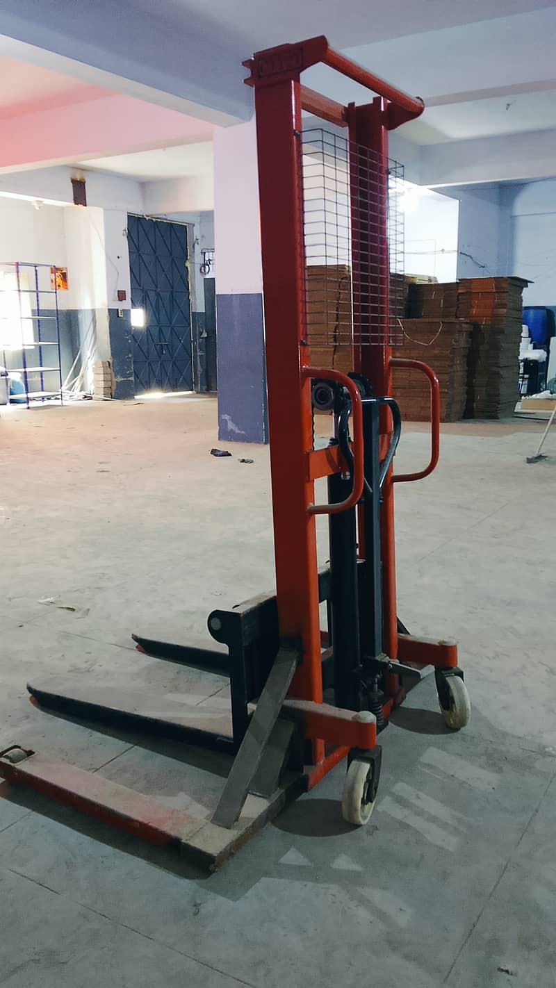 Manual Hydraulic Stacker / Drum-Lifting Type Stacker 2