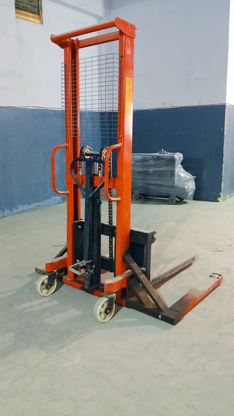 Manual Hydraulic Stacker / Drum-Lifting Type Stacker 3