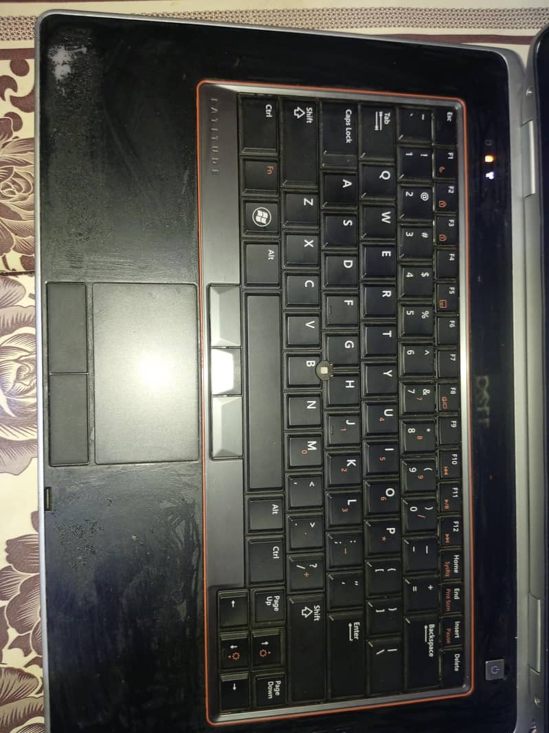 Dell Latitude E6420 4