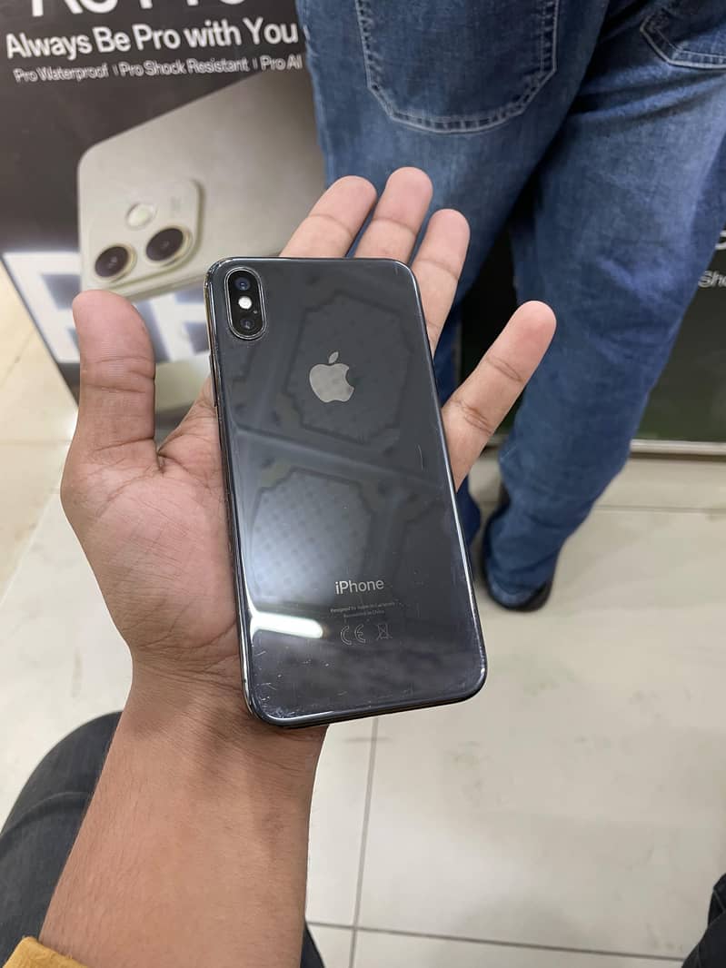 Apple iPhone X 0