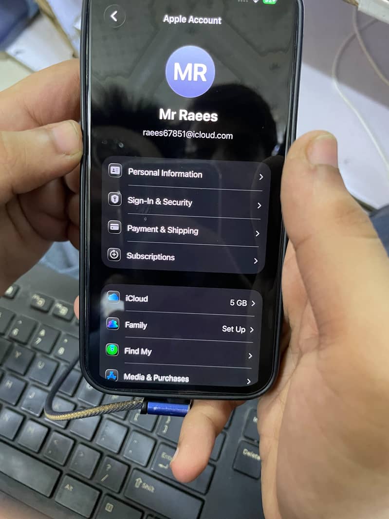 Apple iPhone X 4