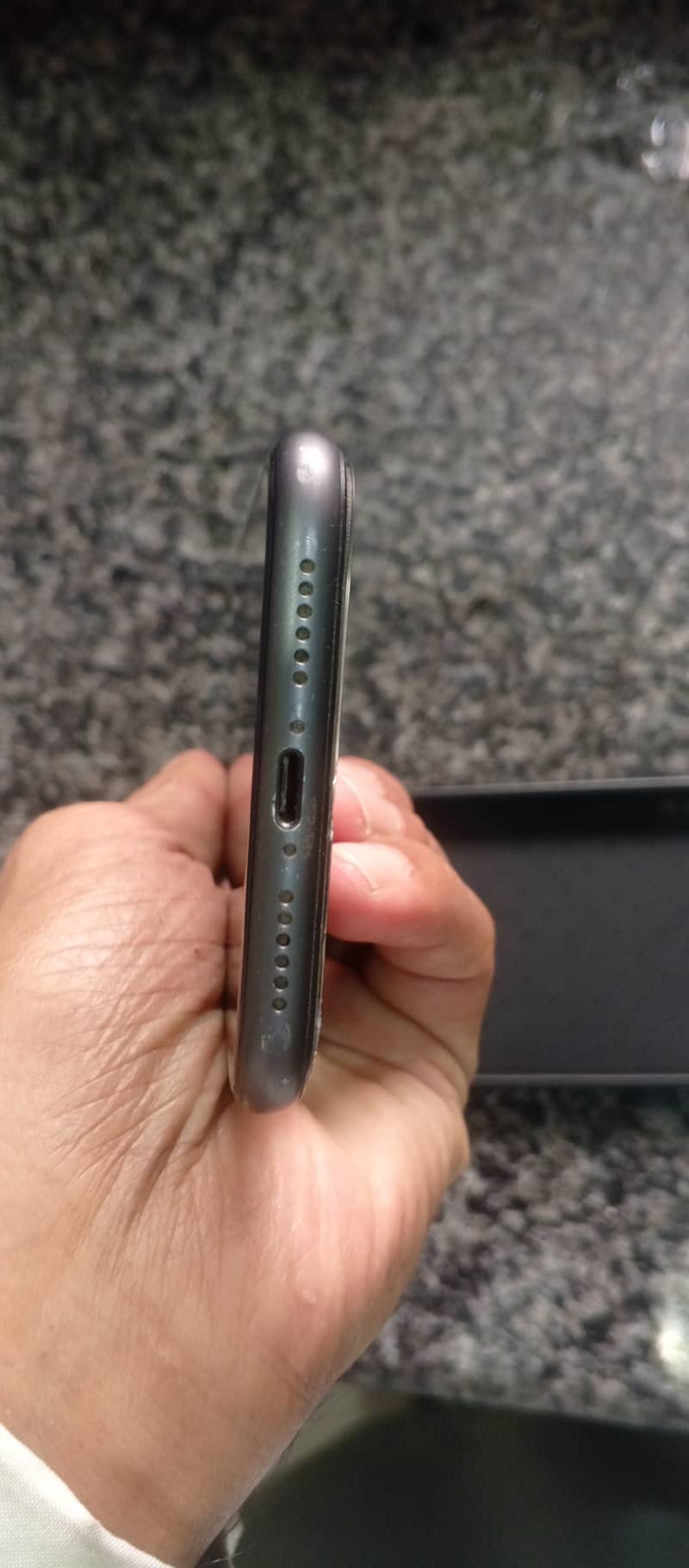 Apple iPhone 11 6