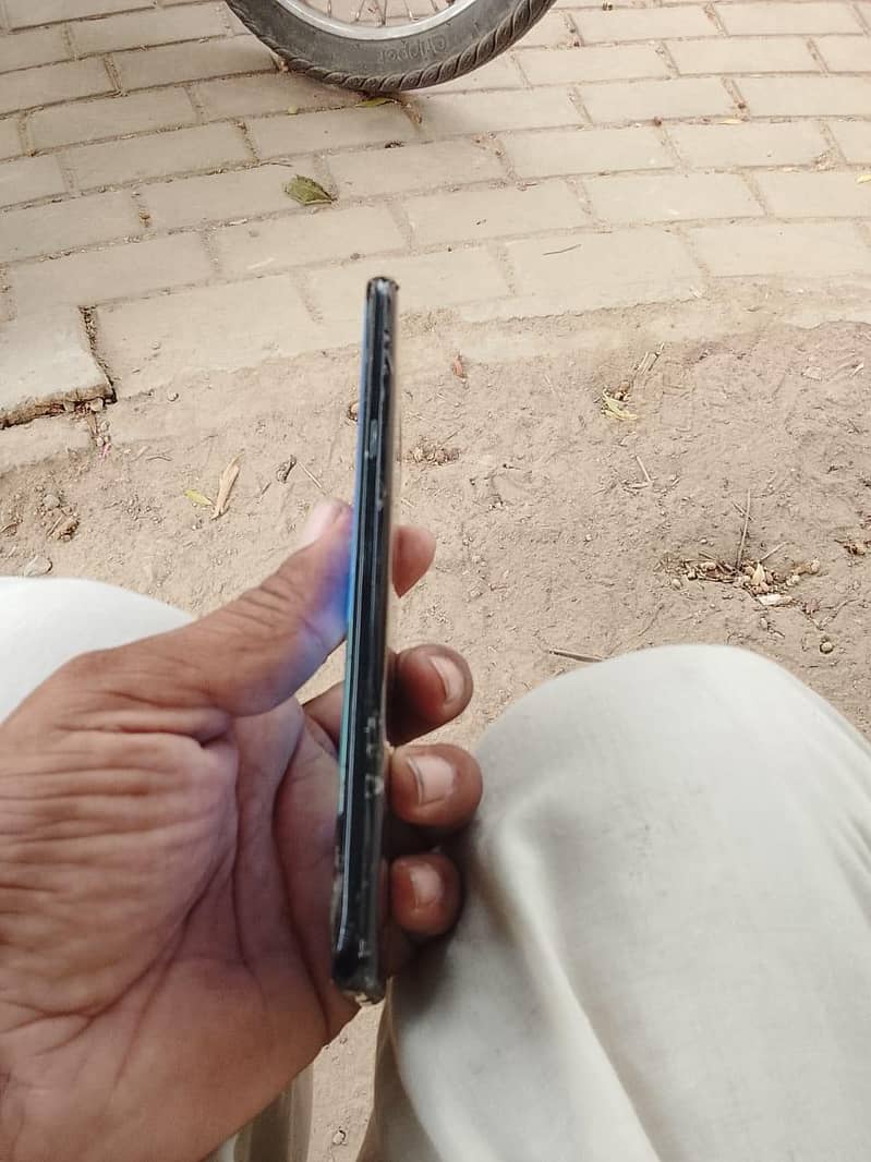 Samsung Mobile S8 2