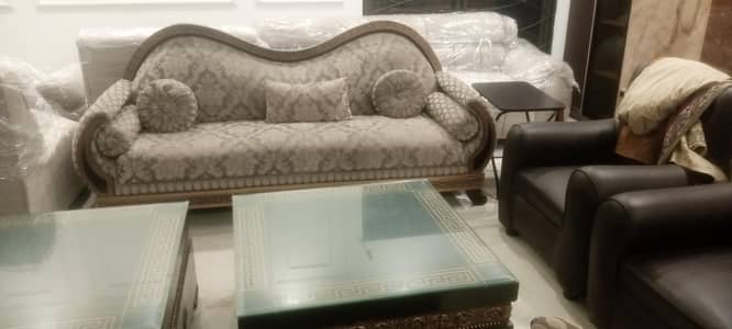 sold starachar sufa set