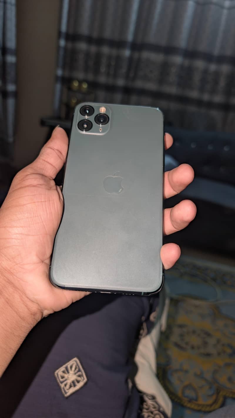 Apple iPhone 11 Pro Max 0