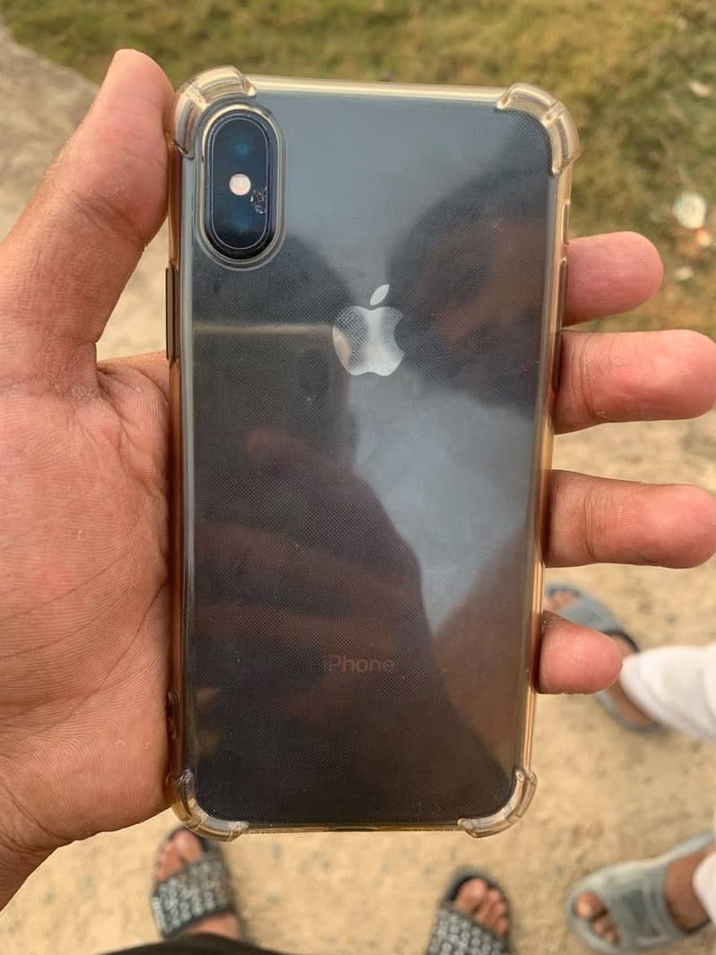 Apple iPhone X (Jv) 1