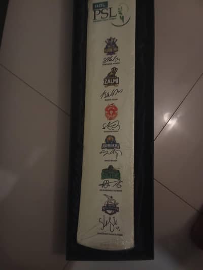 HBL original bat signed addition