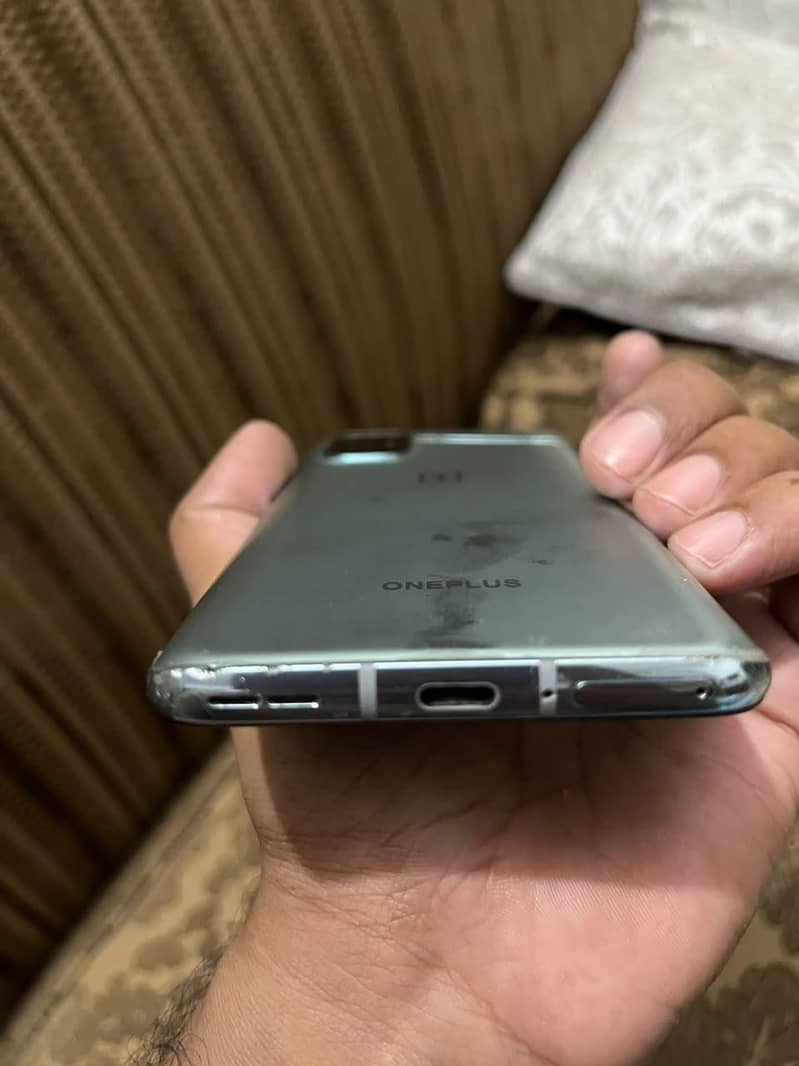 One Plus 8T 4