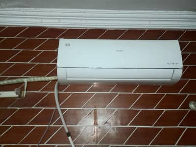 Haier DC Inverter T3 Split AC - 2 Months Used - 10/10 Condition