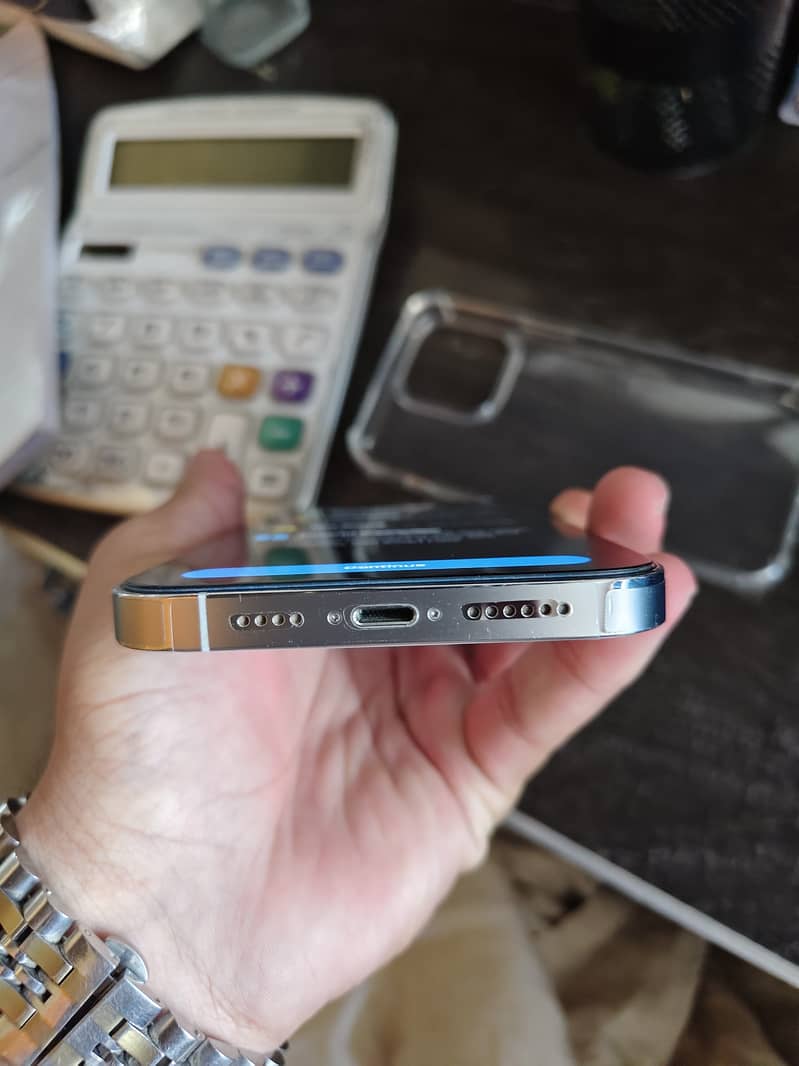 Apple iPhone 14 Pro Max 3